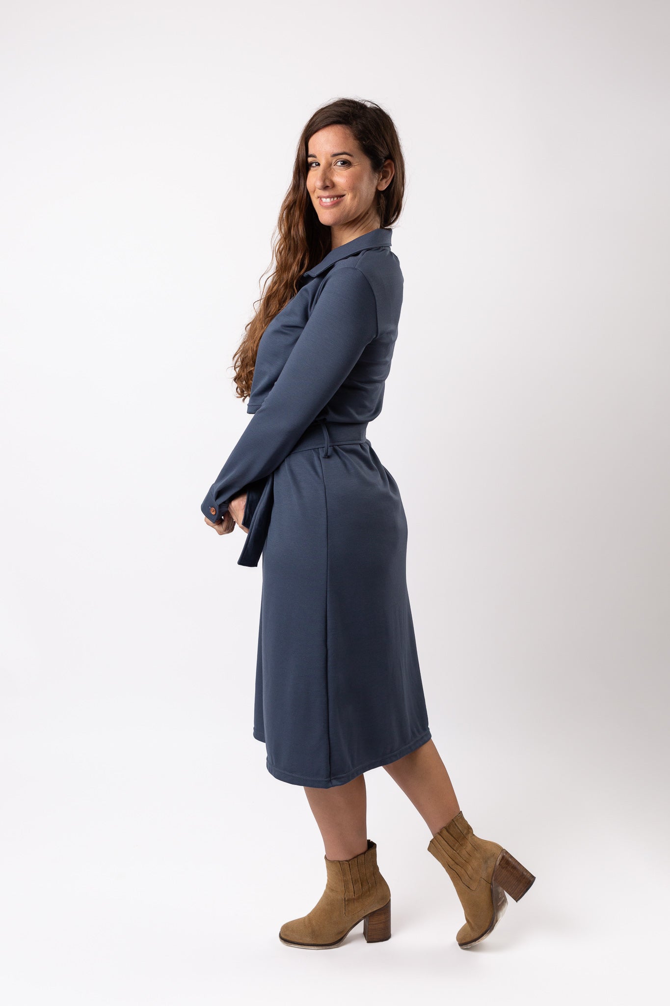 VESTIDO DE LACTANCIA SOFÍA | AZUL ACERO | Ropa de lactancia sostenible y elegante